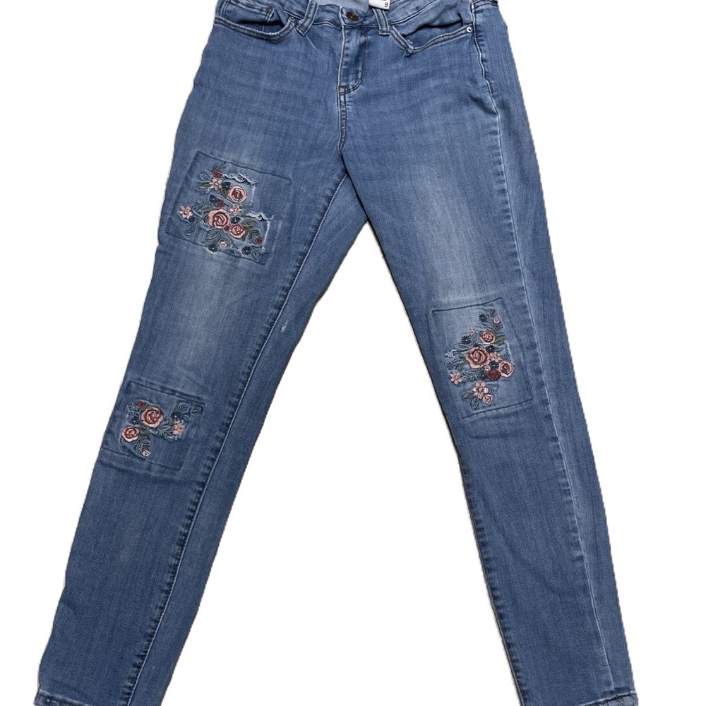 American Rag Blue Straight Leg Jeans with Floral Embroidery